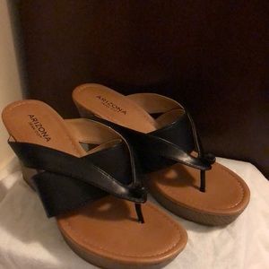 Size 7.5 Arizona Wedges
